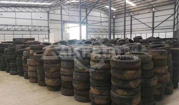إعادة تدوير إطارات الشاحنات والحافلات (TBR)؟ GEP ECOTECH تقدم حلاً كاملاً ومربحاً